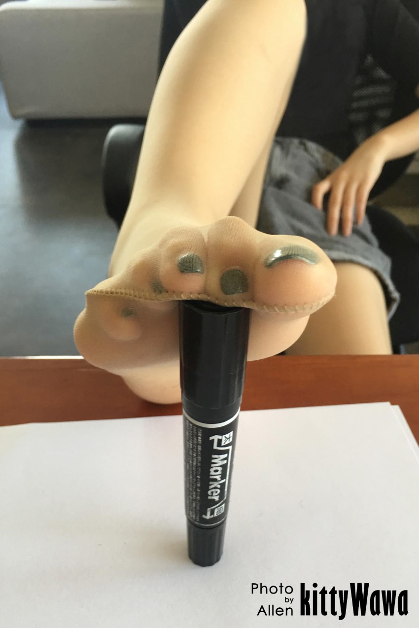 图片[18]-[kittyWawa袜小喵] KT002《玩物：马克笔》 – 速更版-美库