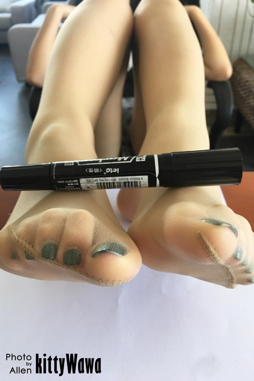 图片[43]-[kittyWawa袜小喵] KT002《玩物：马克笔》 – 速更版-美库