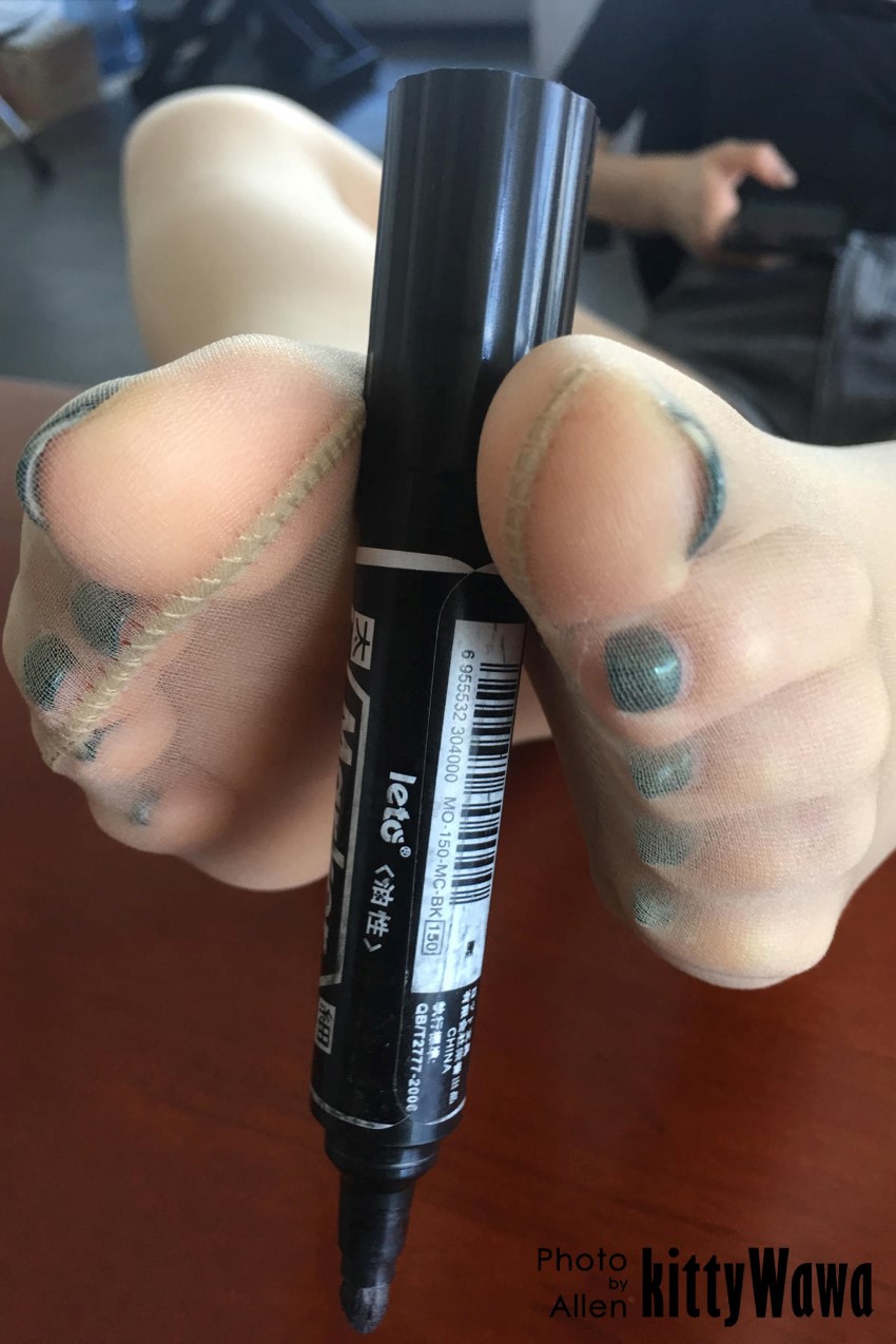 图片[66]-[kittyWawa袜小喵] KT002《玩物：马克笔》 – 速更版-美库