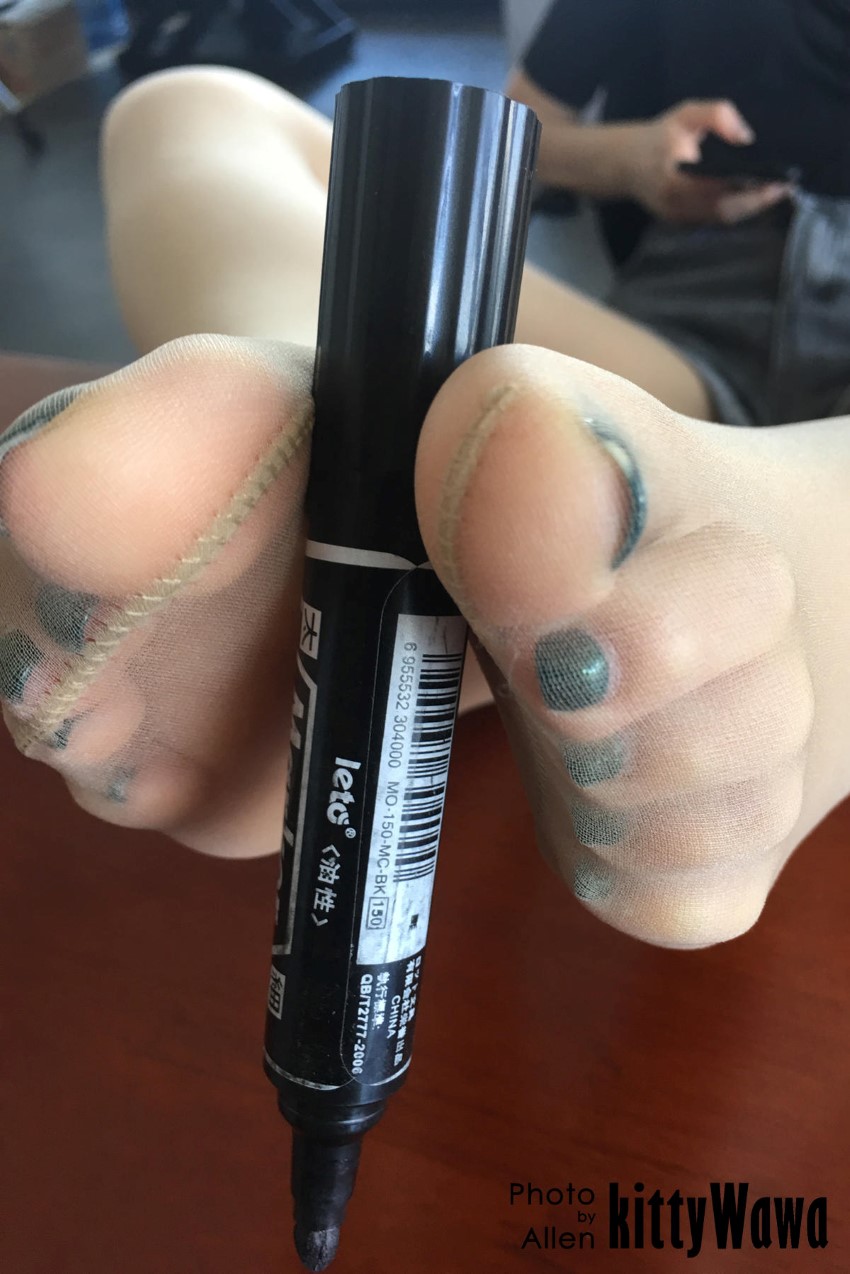 图片[67]-[kittyWawa袜小喵] KT002《玩物：马克笔》 – 速更版-美库