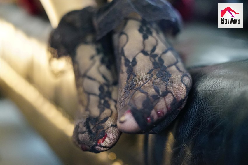 图片[11]-[kittyWawa袜小喵] KT010《被挑逗的蕾丝》 – 速更版-美库