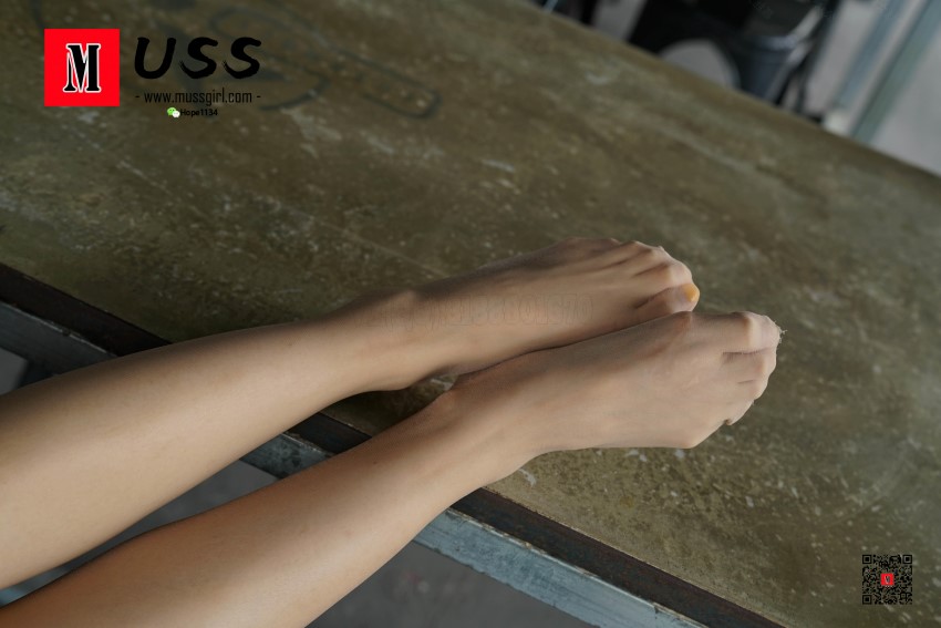 图片[63]-[MussGirl慕丝女郎] NO.008 拍过模特的美足，那化妆师璐璐的呢？ – 速更版-美库