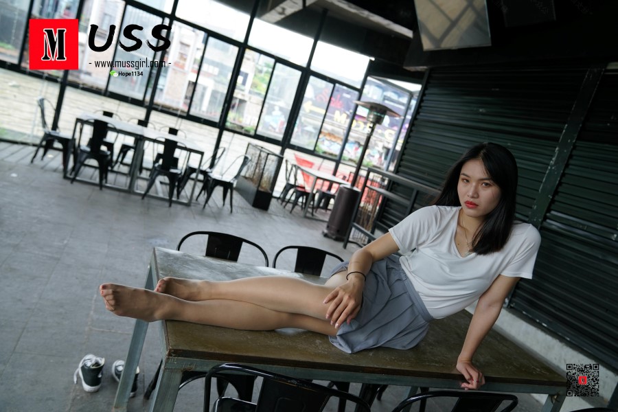 图片[15]-[MussGirl慕丝女郎]NO.010 陈老师长筒蕾丝与少女裙搭配的清纯性感 – 速更版-美库