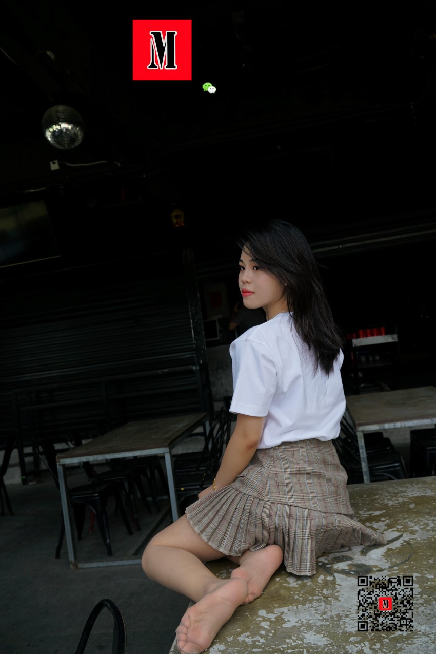 图片[118]-[MussGirl慕丝女郎] NO.008 拍过模特的美足，那化妆师璐璐的呢？ – 速更版-美库