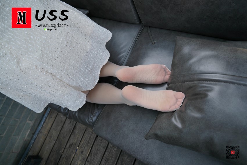 图片[28]-[MussGirl慕丝女郎]NO.018 白衣护士与白丝的绝美邂逅小贤（足底特写篇） – 速更版-美库