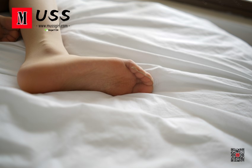图片[17]-[MussGirl慕丝女郎]NO.019 女神的古典美足与裸色薄丝－浪漫满屋 – 速更版-美库