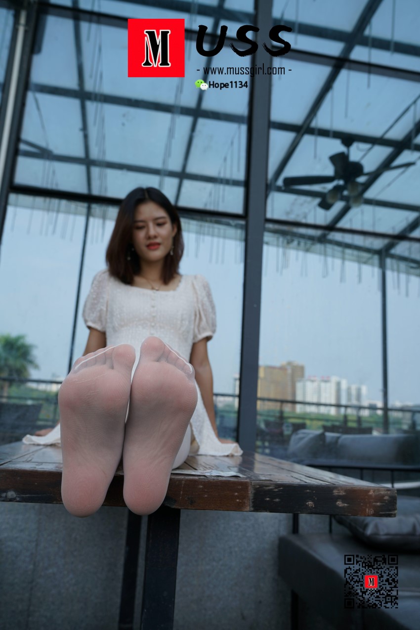 图片[51]-[MussGirl慕丝女郎]NO.018 白衣护士与白丝的绝美邂逅小贤（足底特写篇） – 速更版-美库