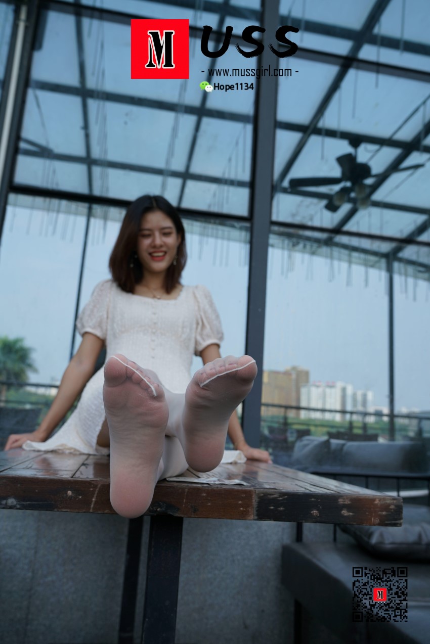 图片[52]-[MussGirl慕丝女郎]NO.018 白衣护士与白丝的绝美邂逅小贤（足底特写篇） – 速更版-美库