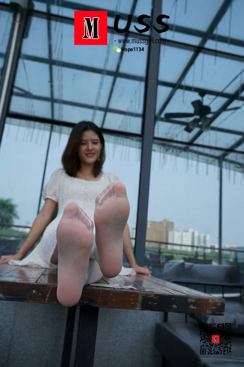 图片[53]-[MussGirl慕丝女郎]NO.018 白衣护士与白丝的绝美邂逅小贤（足底特写篇） – 速更版-美库