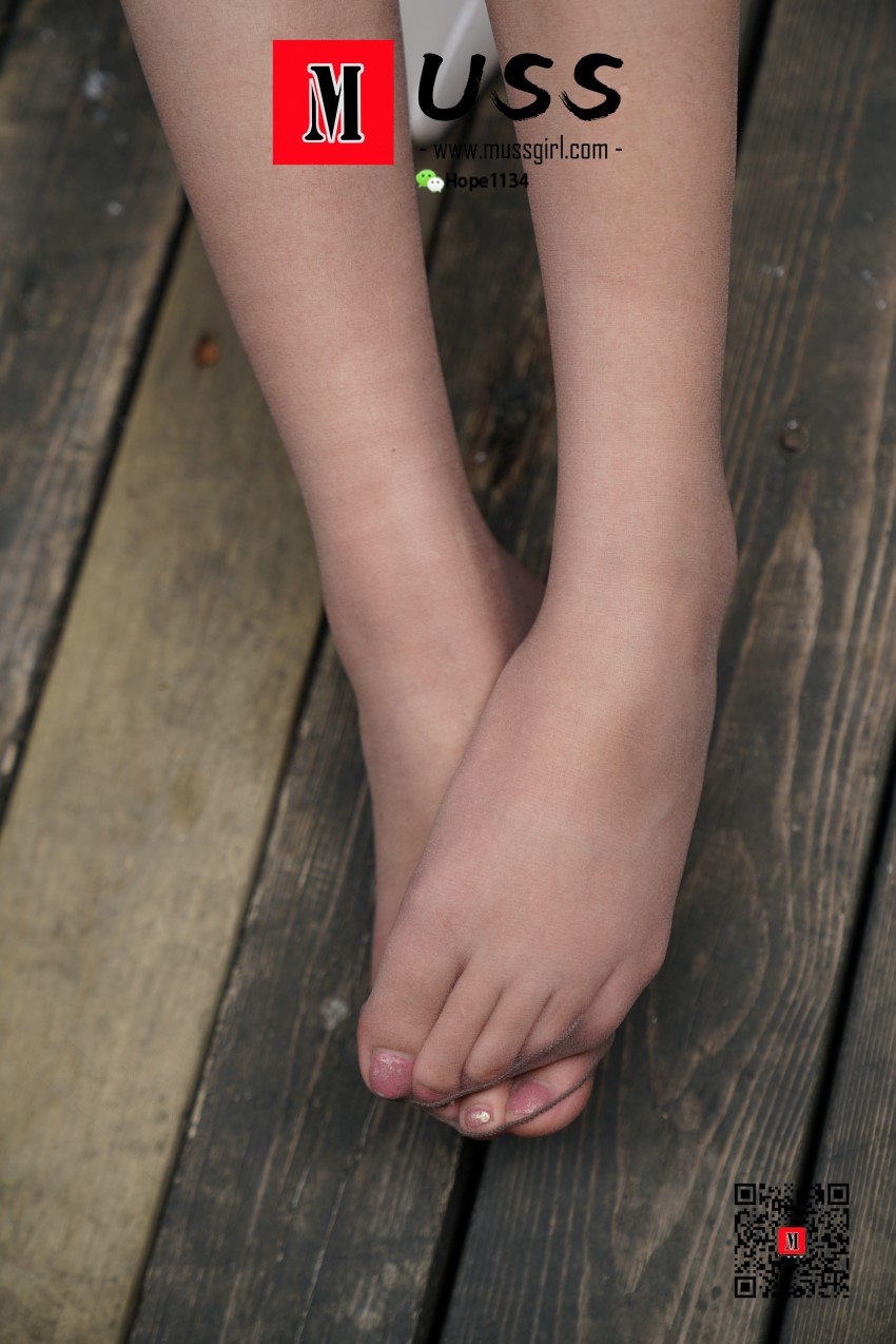 图片[34]-[MussGirl慕丝女郎]NO.021 这么精致的腿足不需要颜值也能征服你的荷尔蒙了吧 – 速更版-美库