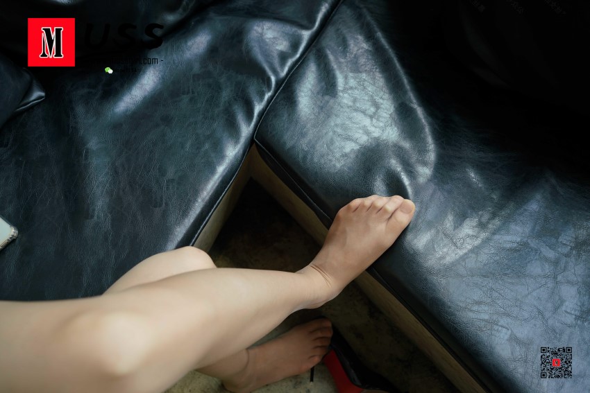 图片[25]-[MussGirl]慕丝女郎 No.026 双双 极致薄丝长腿足底 – 速更版-美库