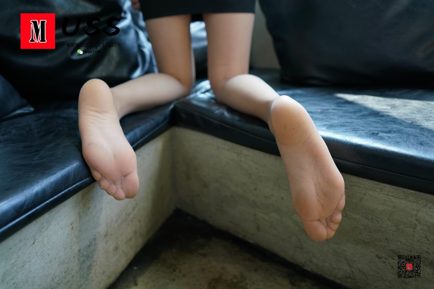 图片[49]-[MussGirl]慕丝女郎 No.026 双双 极致薄丝长腿足底 – 速更版-美库