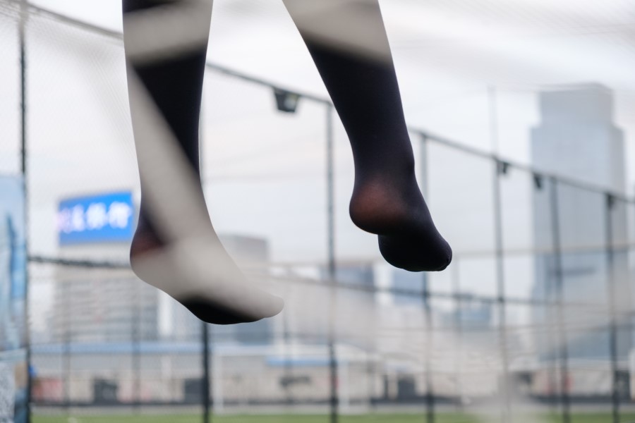 图片[26]-喵写真 VOL.009 球场上的黑丝校服 – 速更版-美库