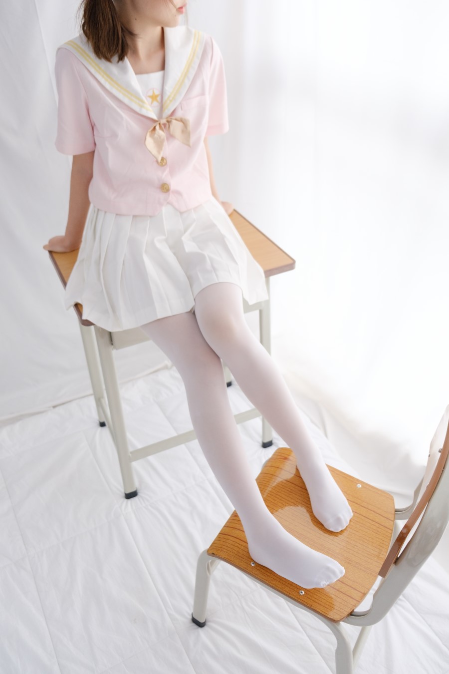 图片[30]-喵写真 VOL.007 课桌上白丝水手服 – 速更版-美库