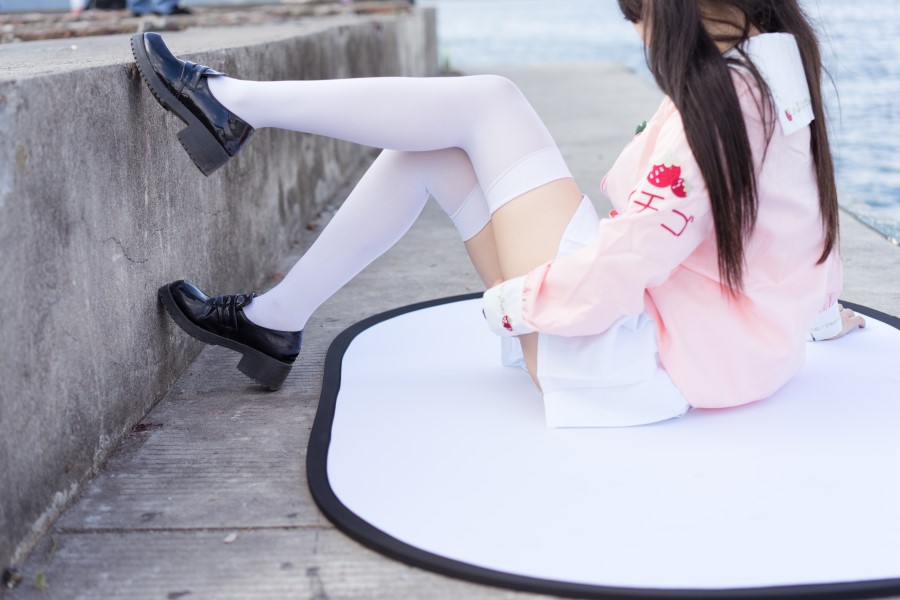 图片[8]-喵写真 VOL.010 湖边白丝萝莉 – 速更版-美库