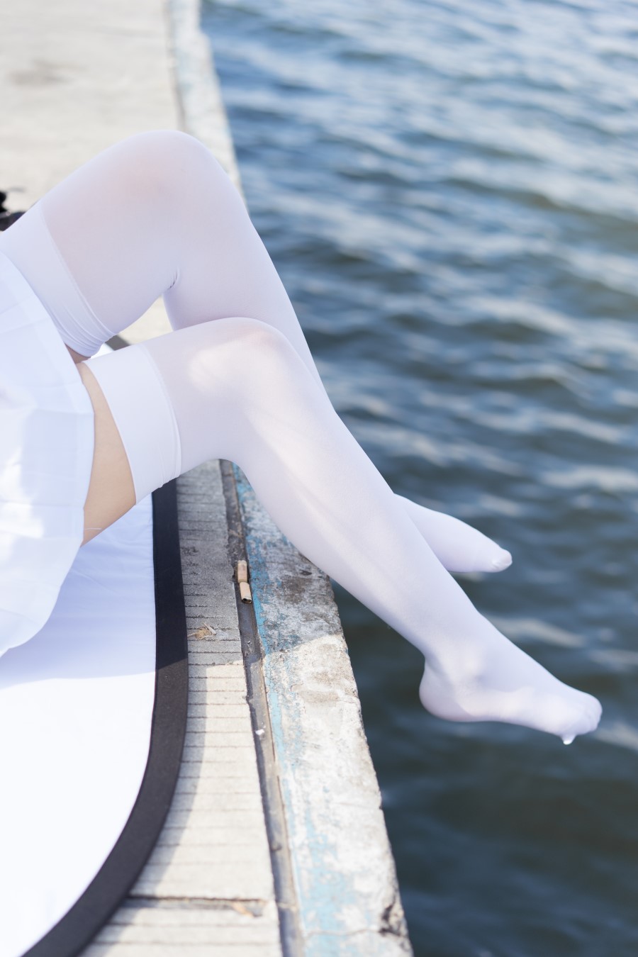 图片[35]-喵写真 VOL.010 湖边白丝萝莉 – 速更版-美库