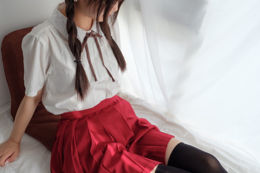 图片[38]-喵写真 VOL.013 红裙黑丝 – 速更版-美库