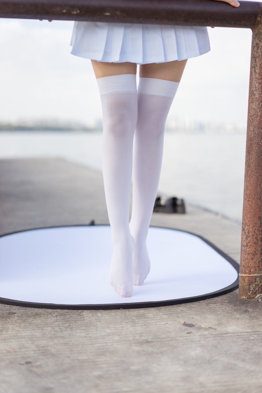 图片[58]-喵写真 VOL.010 湖边白丝萝莉 – 速更版-美库