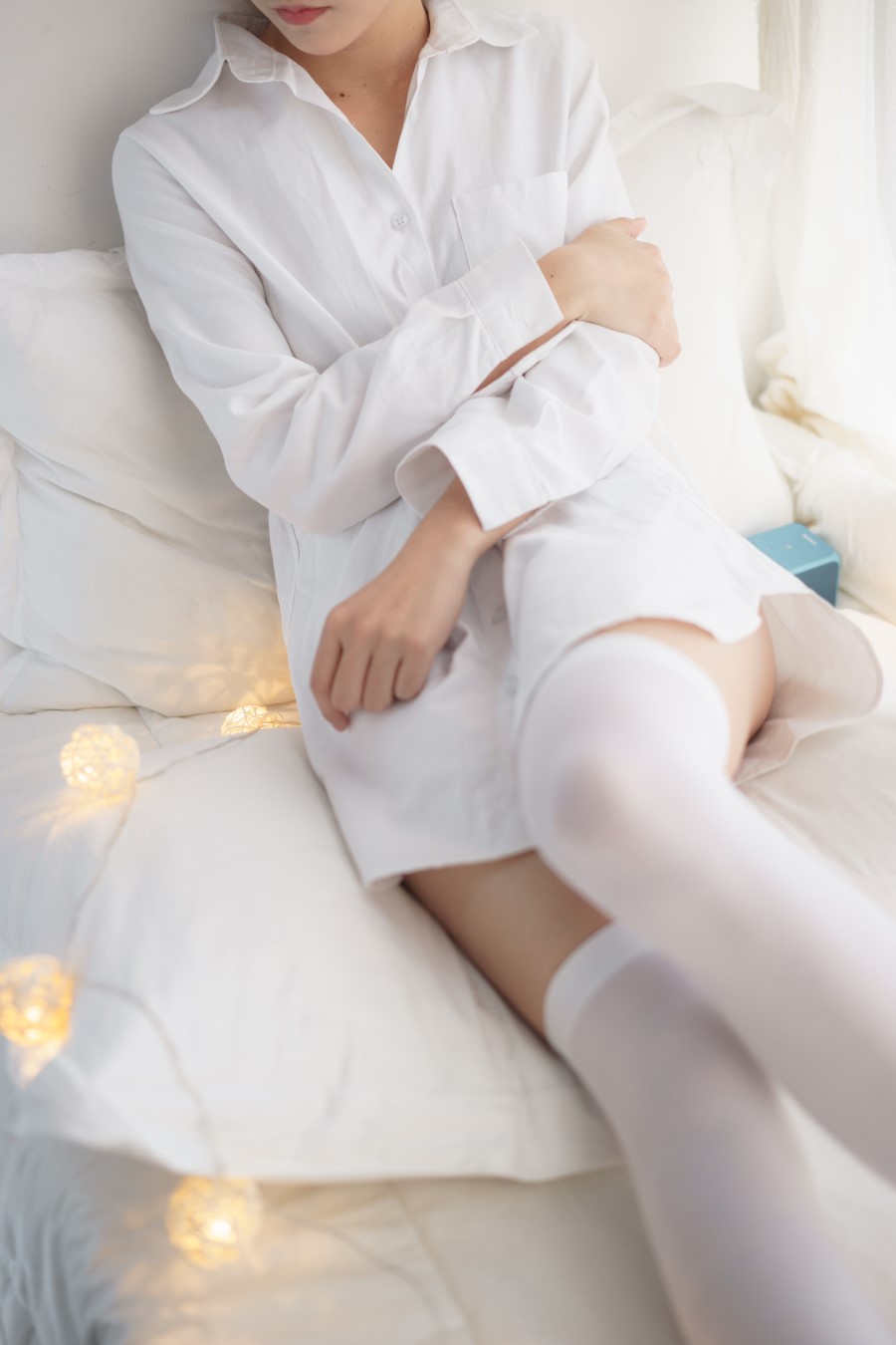 图片[52]-喵写真 VOL.014 灯光白丝媚影 – 速更版-美库