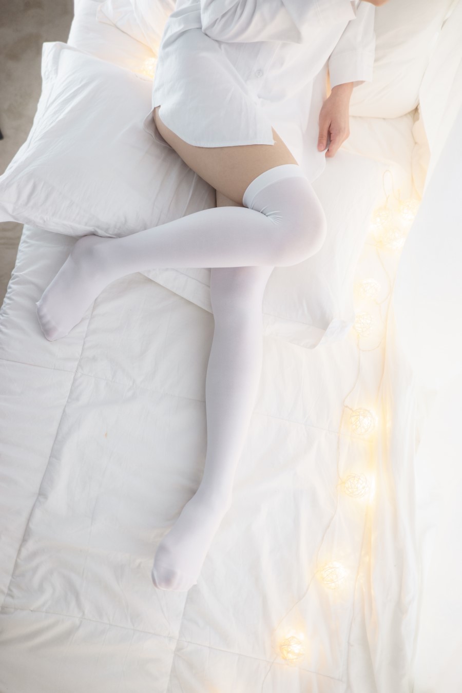 图片[62]-喵写真 VOL.014 灯光白丝媚影 – 速更版-美库