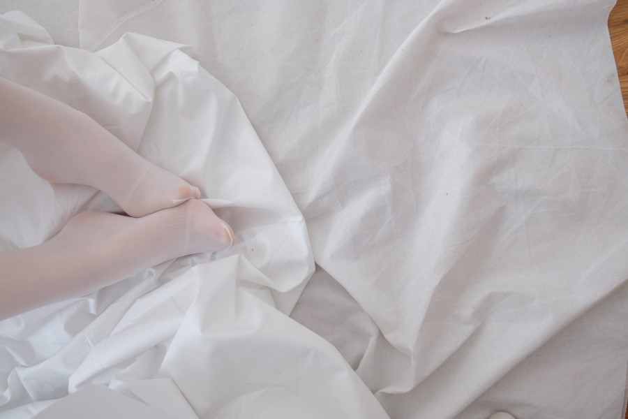 图片[9]-喵写真 VOL.020 丝袜百褶裙 – 速更版-美库