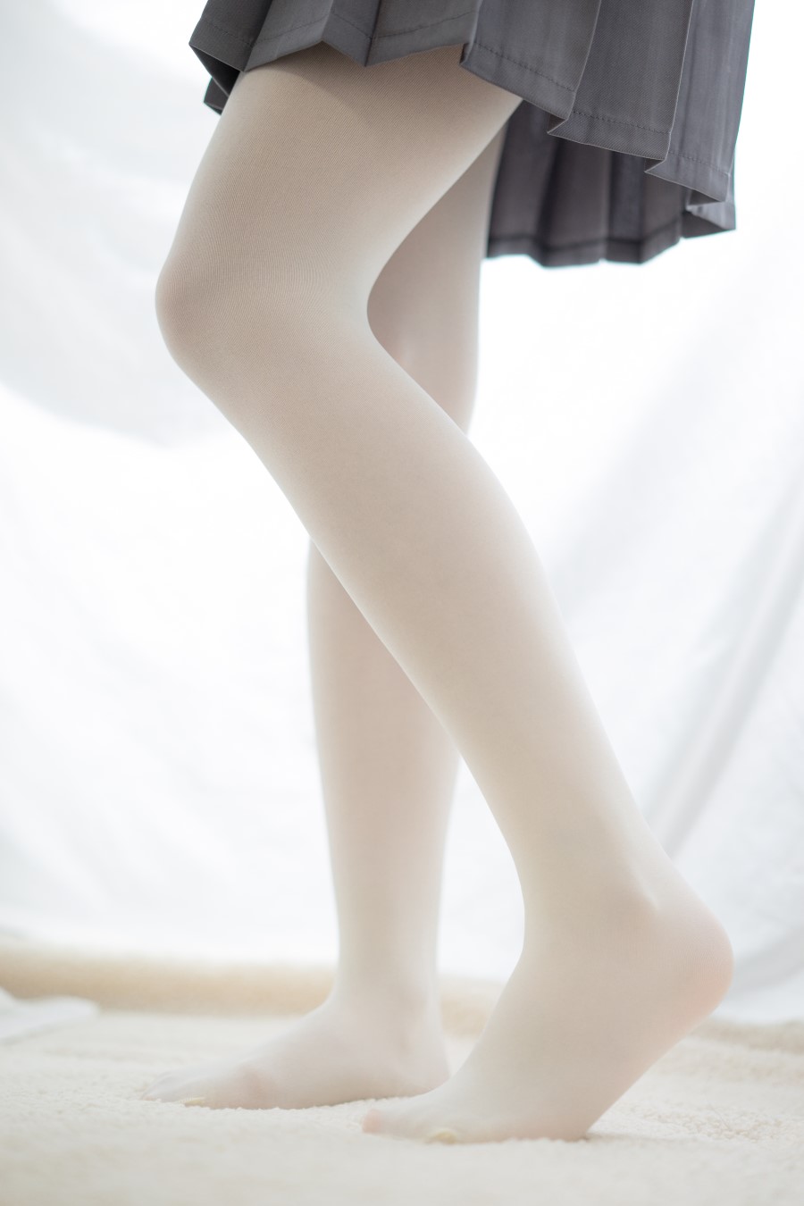 图片[50]-喵写真 VOL.017 眼镜学妹丝足 – 速更版-美库