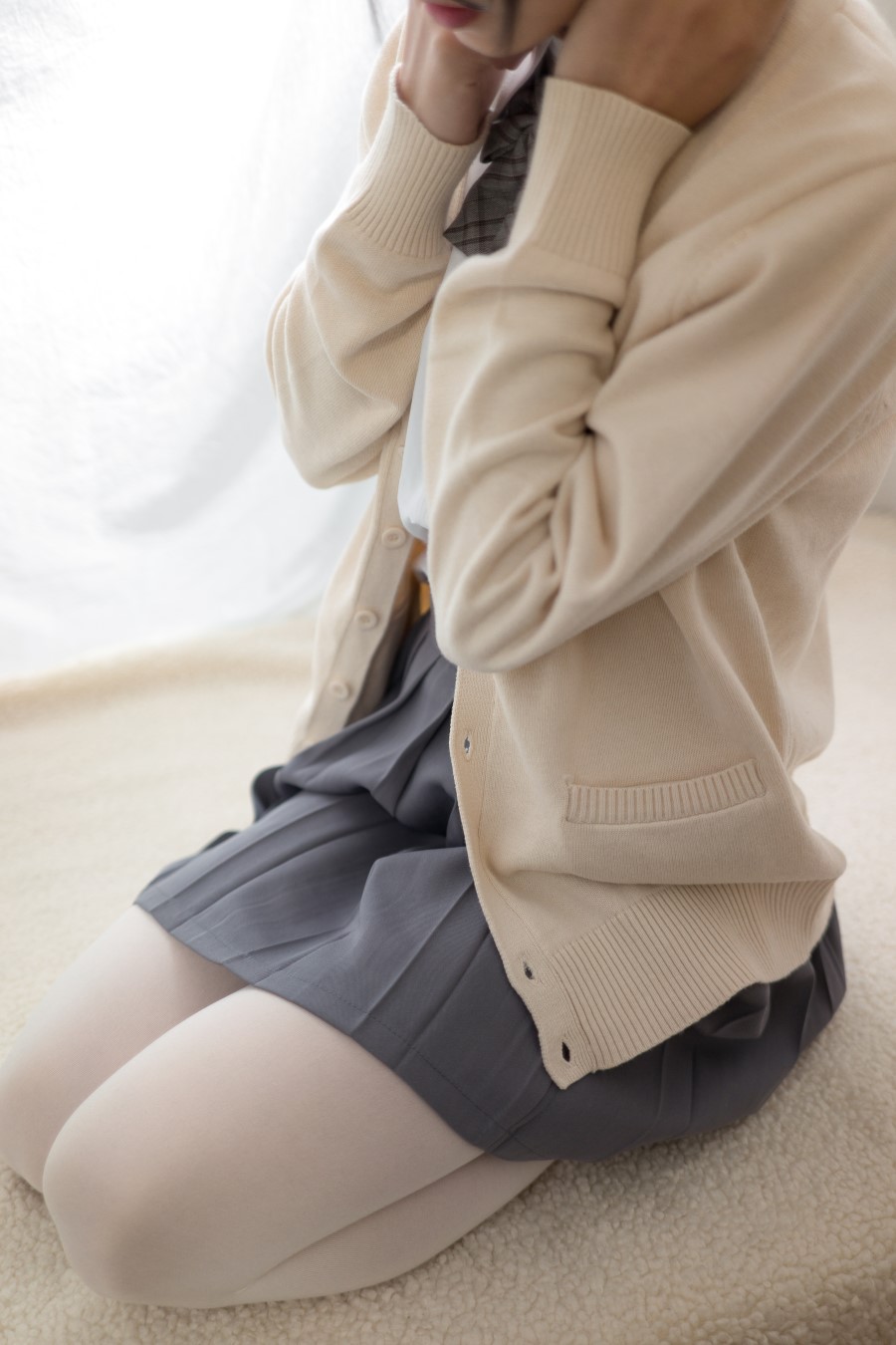 图片[57]-喵写真 VOL.017 眼镜学妹丝足 – 速更版-美库