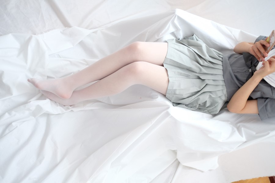 图片[50]-喵写真 VOL.020 丝袜百褶裙 – 速更版-美库