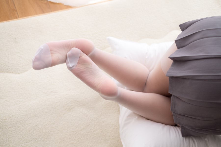 图片[14]-喵写真 VOL.021 丝袜百褶裙2 – 速更版-美库