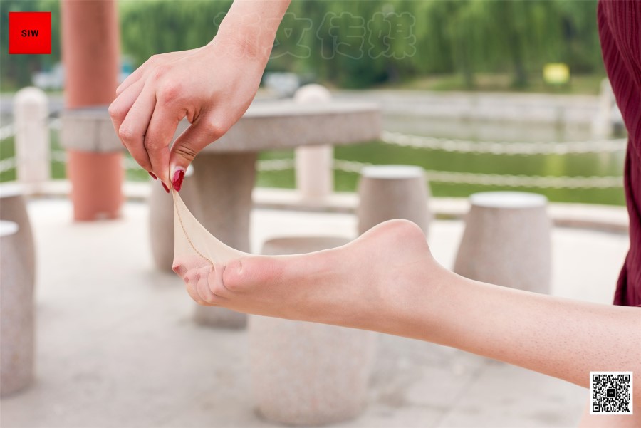 图片[14]-[SIW斯文传媒]VOL.010 湖畔旗袍秀-丽莉 – 速更版-美库