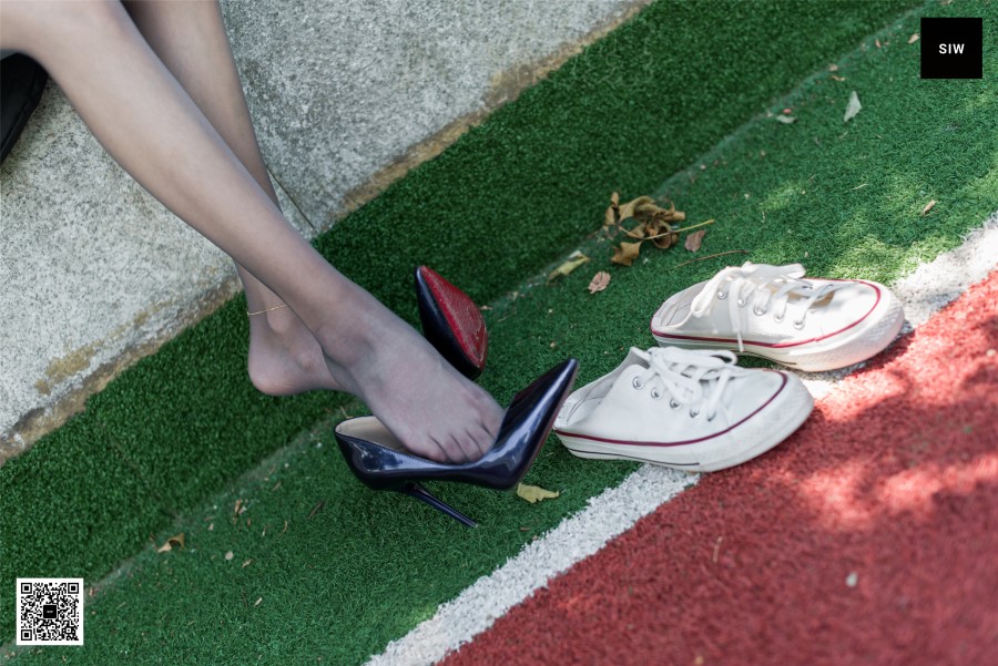 图片[23]-[SIW斯文传媒]VOL.012 球场高丝-蓉儿 – 速更版-美库