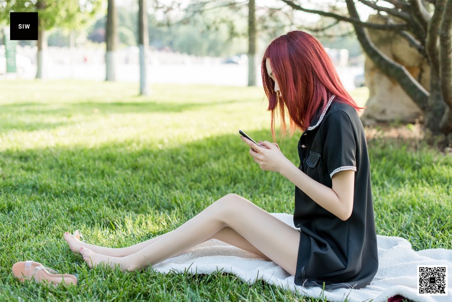 图片[13]-[SIW斯文传媒]VOL.029 草地腿模-悦悦 – 速更版-美库