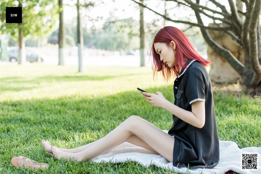 图片[14]-[SIW斯文传媒]VOL.029 草地腿模-悦悦 – 速更版-美库