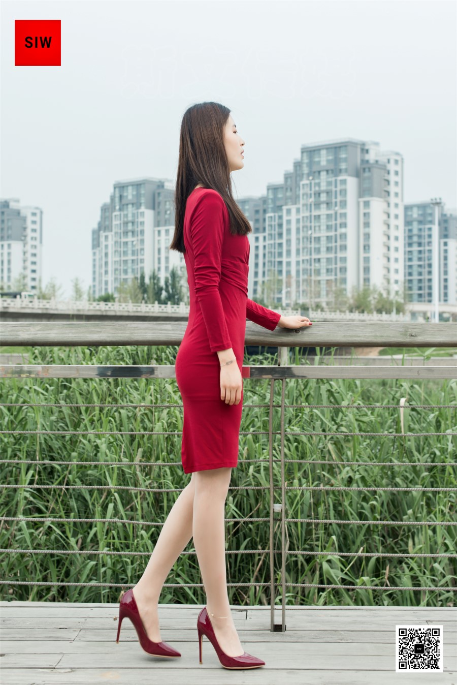 图片[22]-[SIW斯文传媒]VOL.070 水岸红裙-甄珍 – 速更版-美库