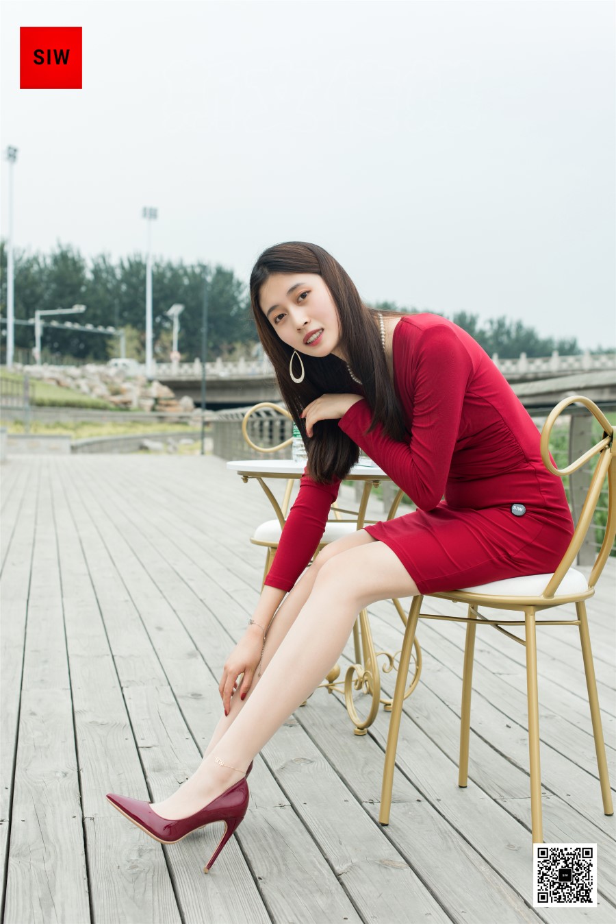 图片[55]-[SIW斯文传媒]VOL.070 水岸红裙-甄珍 – 速更版-美库