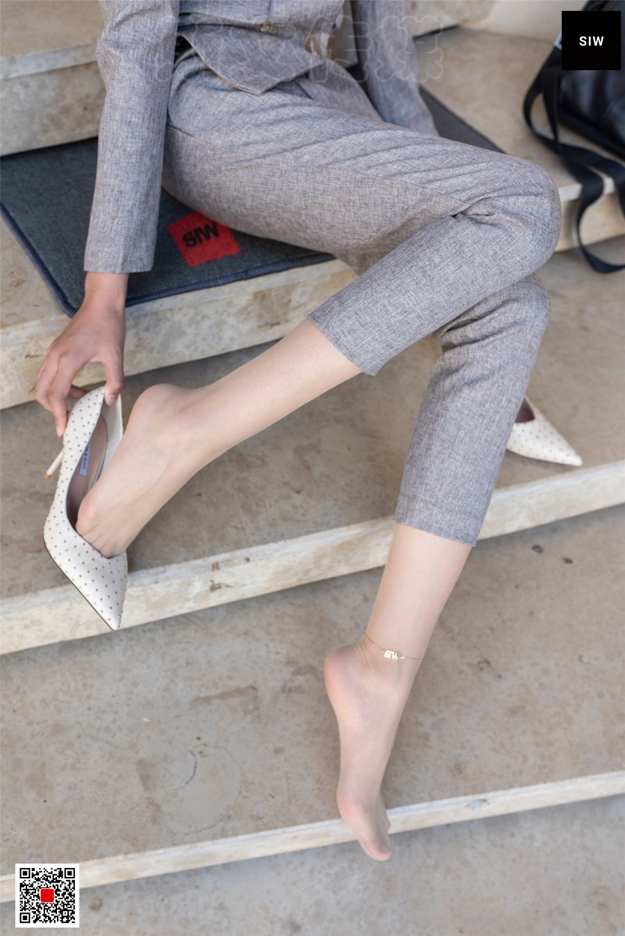 图片[44]-[SIW斯文传媒]VOL.071 台阶小憩-嘉慧 – 速更版-美库