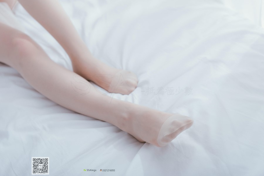 图片[7]-SSA丝社 第003期：我的公主床-肉丝裸足特写 – 速更版-美库