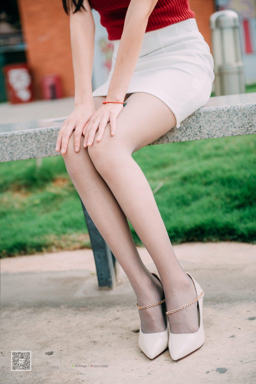 图片[29]-SSA丝社 第007期：nono 偶遇街拍灰丝特辑 – 速更版-美库