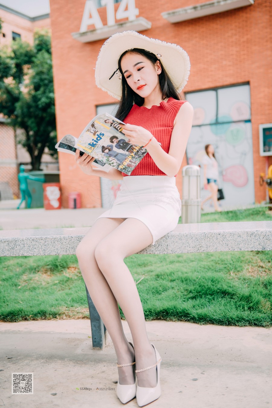 图片[31]-SSA丝社 第007期：nono 偶遇街拍灰丝特辑 – 速更版-美库