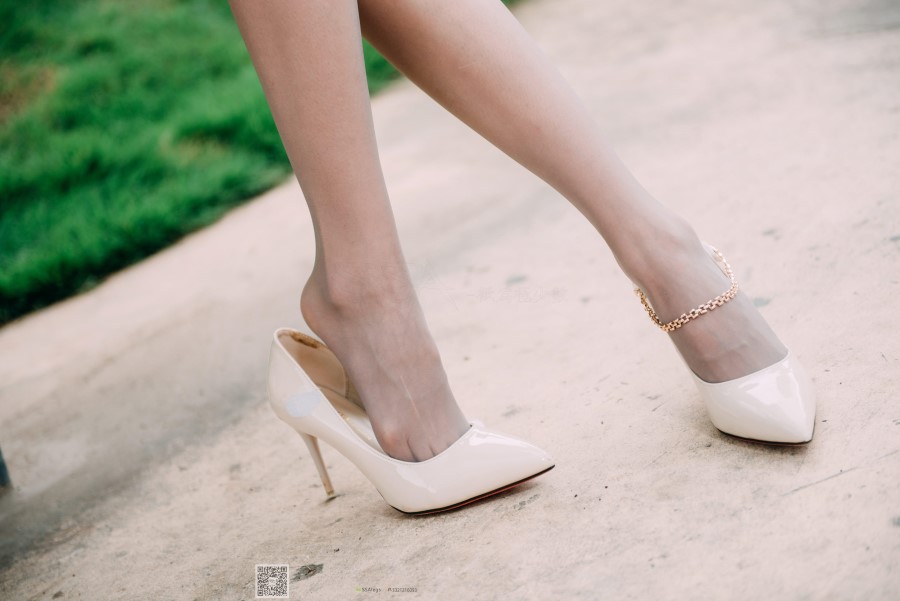 图片[42]-SSA丝社 第007期：nono 偶遇街拍灰丝特辑 – 速更版-美库