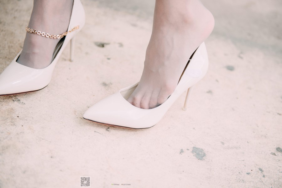 图片[48]-SSA丝社 第007期：nono 偶遇街拍灰丝特辑 – 速更版-美库