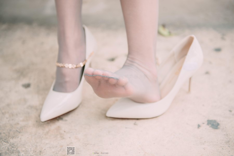 图片[51]-SSA丝社 第007期：nono 偶遇街拍灰丝特辑 – 速更版-美库