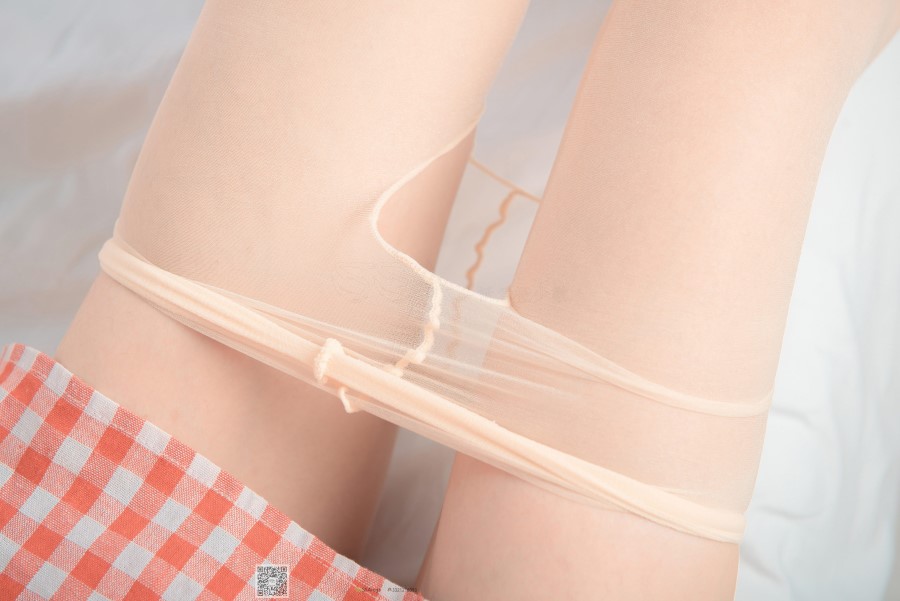 图片[25]-SSA丝社 第014期：小琪琪 闪光开裆丝袜的另一种演绎 – 速更版-美库