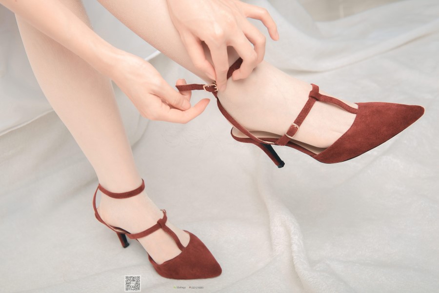 图片[53]-SSA丝社 第014期：小琪琪 闪光开裆丝袜的另一种演绎 – 速更版-美库