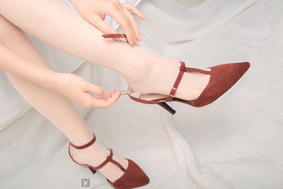 图片[55]-SSA丝社 第014期：小琪琪 闪光开裆丝袜的另一种演绎 – 速更版-美库