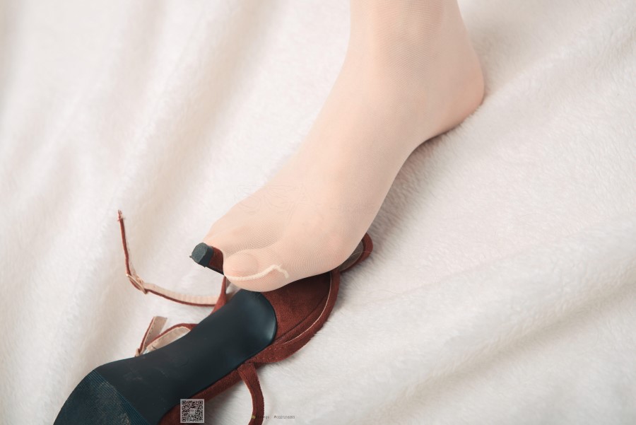 图片[63]-SSA丝社 第014期：小琪琪 闪光开裆丝袜的另一种演绎 – 速更版-美库