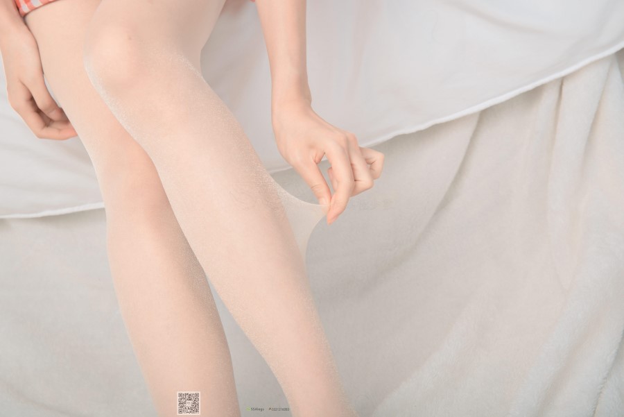 图片[66]-SSA丝社 第014期：小琪琪 闪光开裆丝袜的另一种演绎 – 速更版-美库