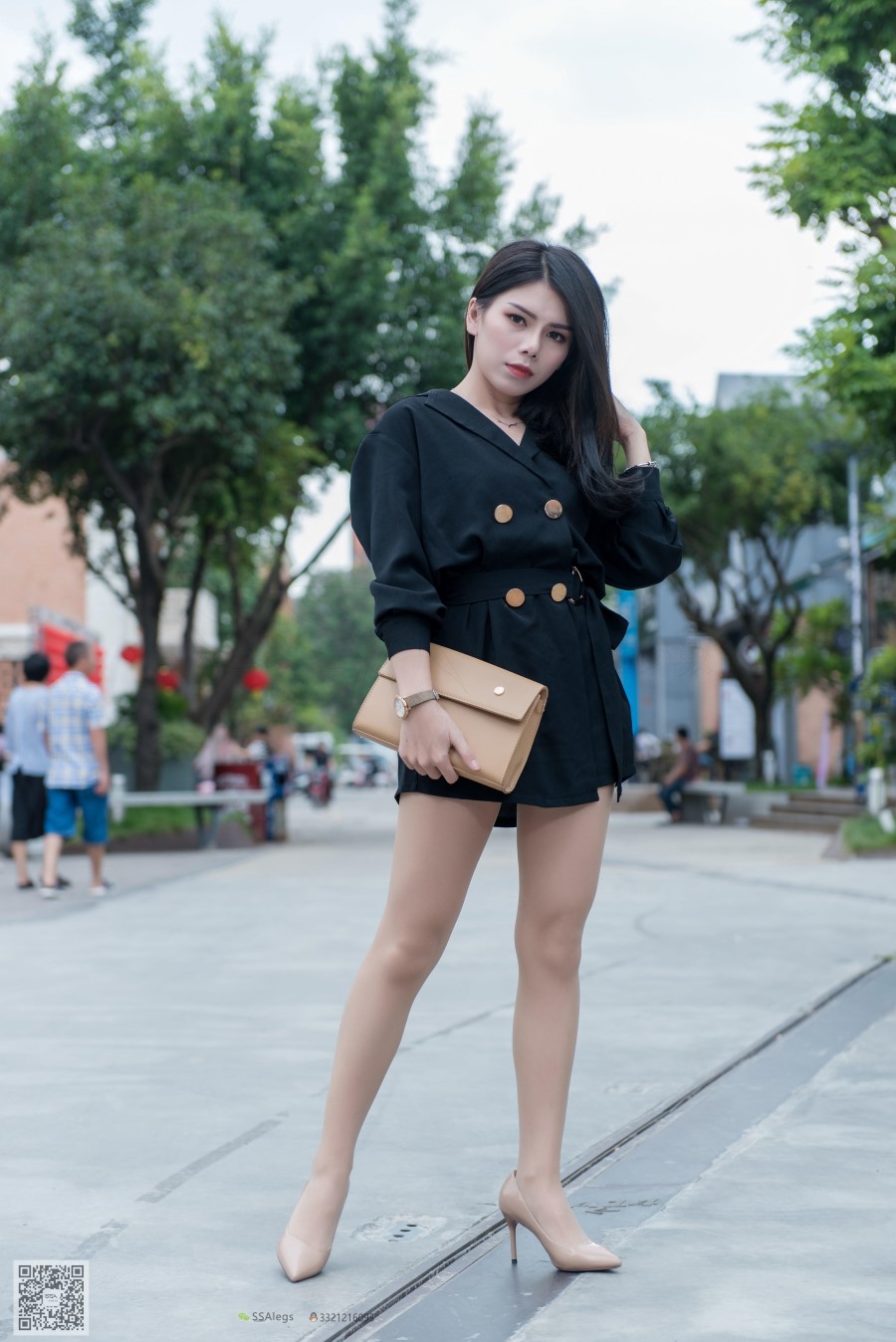 图片[59]-SSA丝社 第024期： 芷沫 高冷混血女王  肉丝街拍 – 速更版-美库