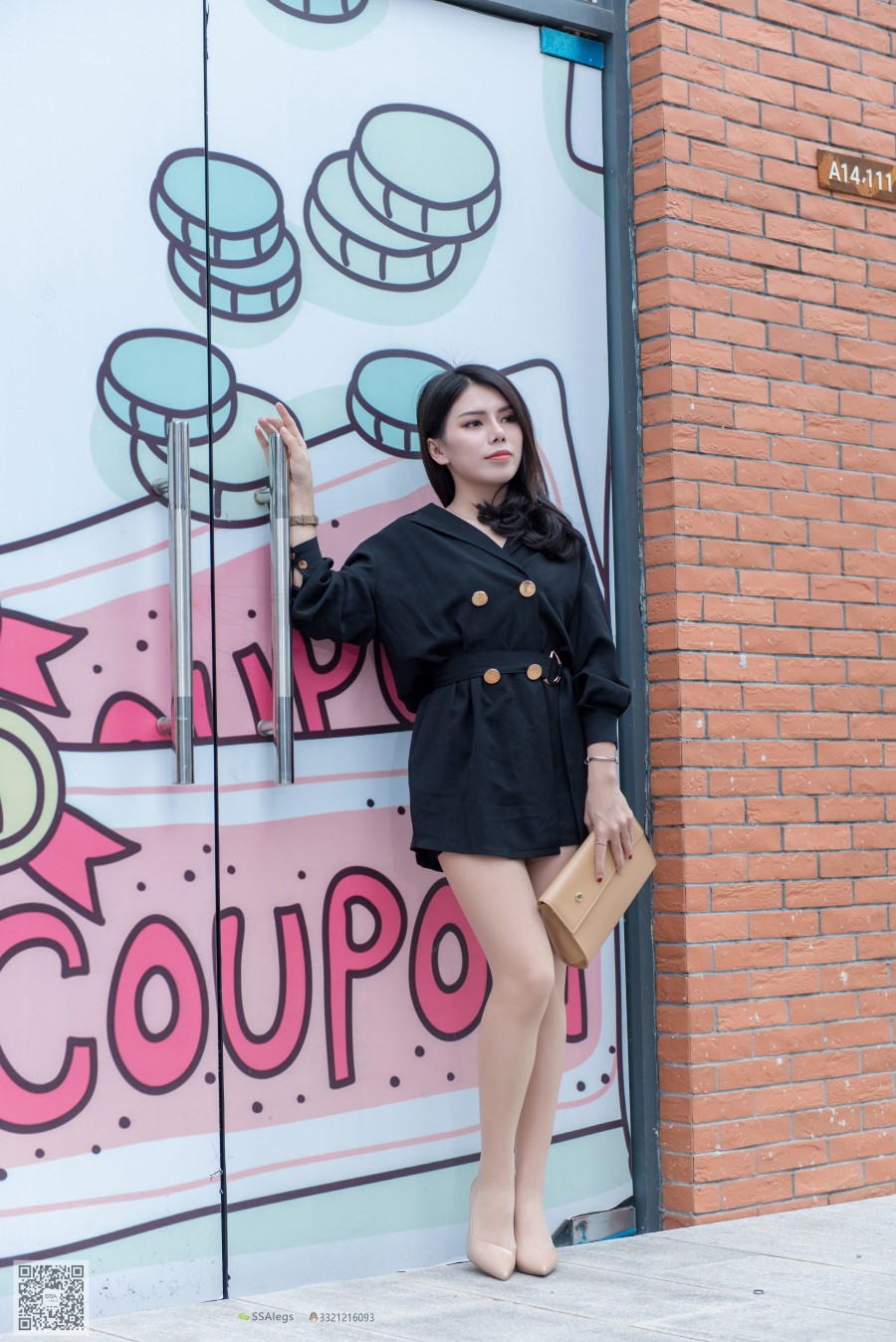 图片[61]-SSA丝社 第024期： 芷沫 高冷混血女王  肉丝街拍 – 速更版-美库