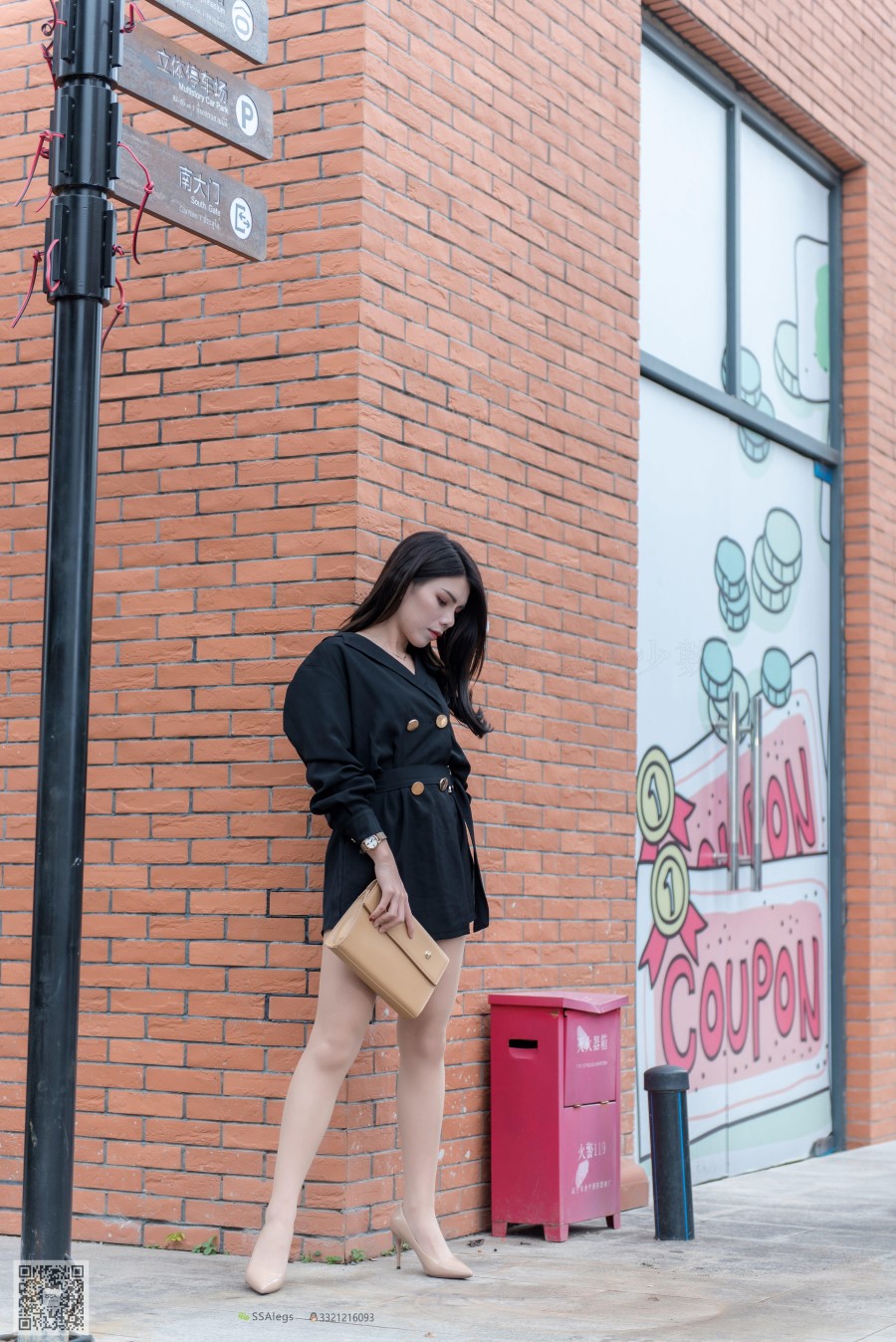 图片[66]-SSA丝社 第024期： 芷沫 高冷混血女王  肉丝街拍 – 速更版-美库